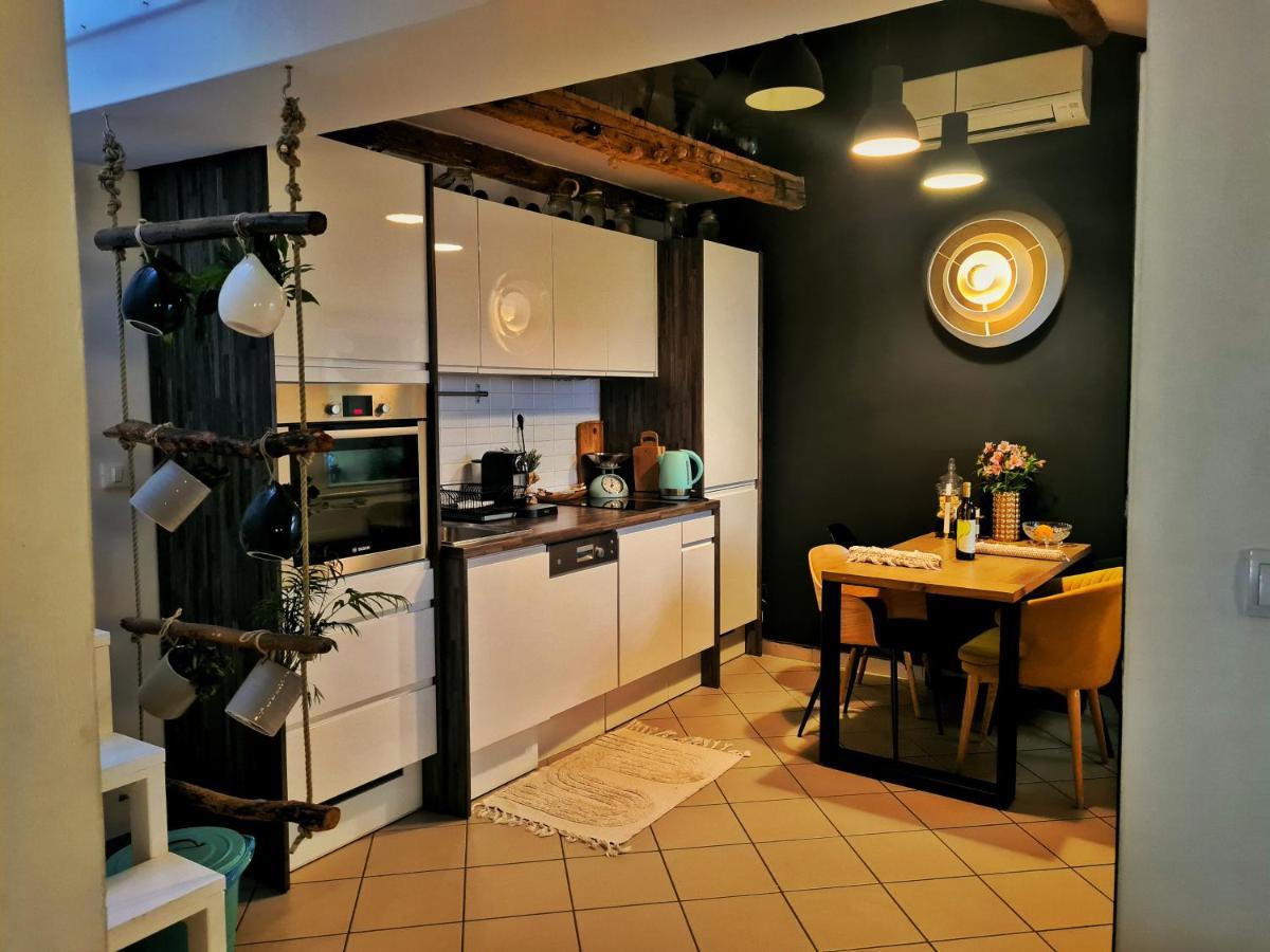 Grisia 26 Apartment